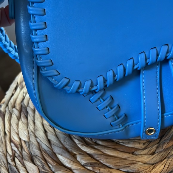 Purse - Picture 2 of 12